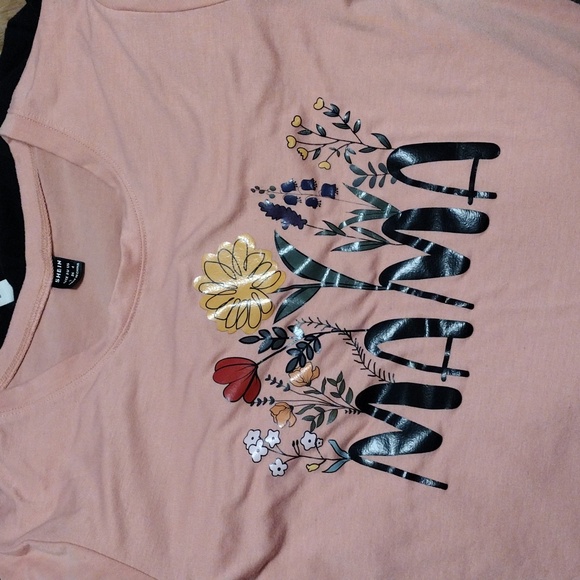 Mama Floral Tee- BUNDLE ONLY! - Picture 4 of 4